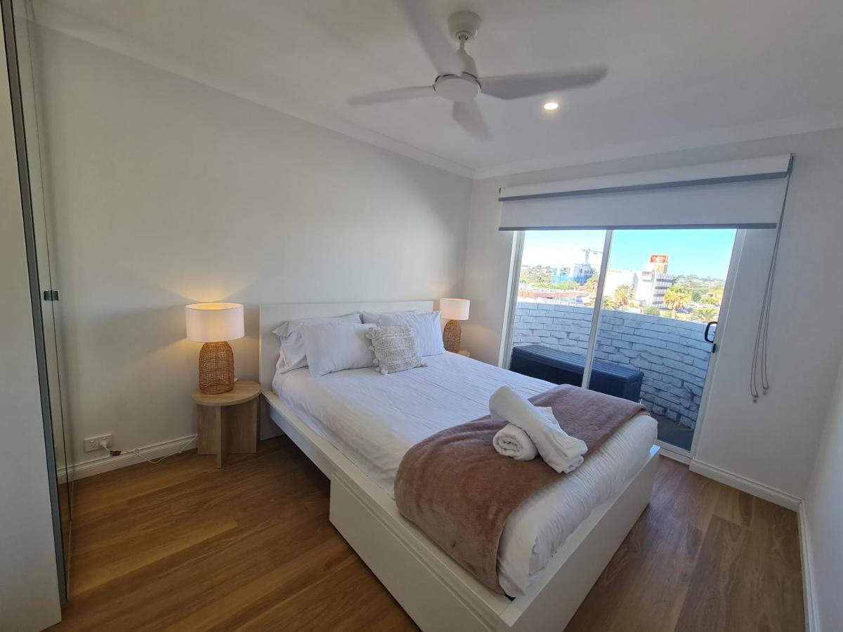 West Beach Lagoon 114 - Ocean Views West Perth Extérieur photo
