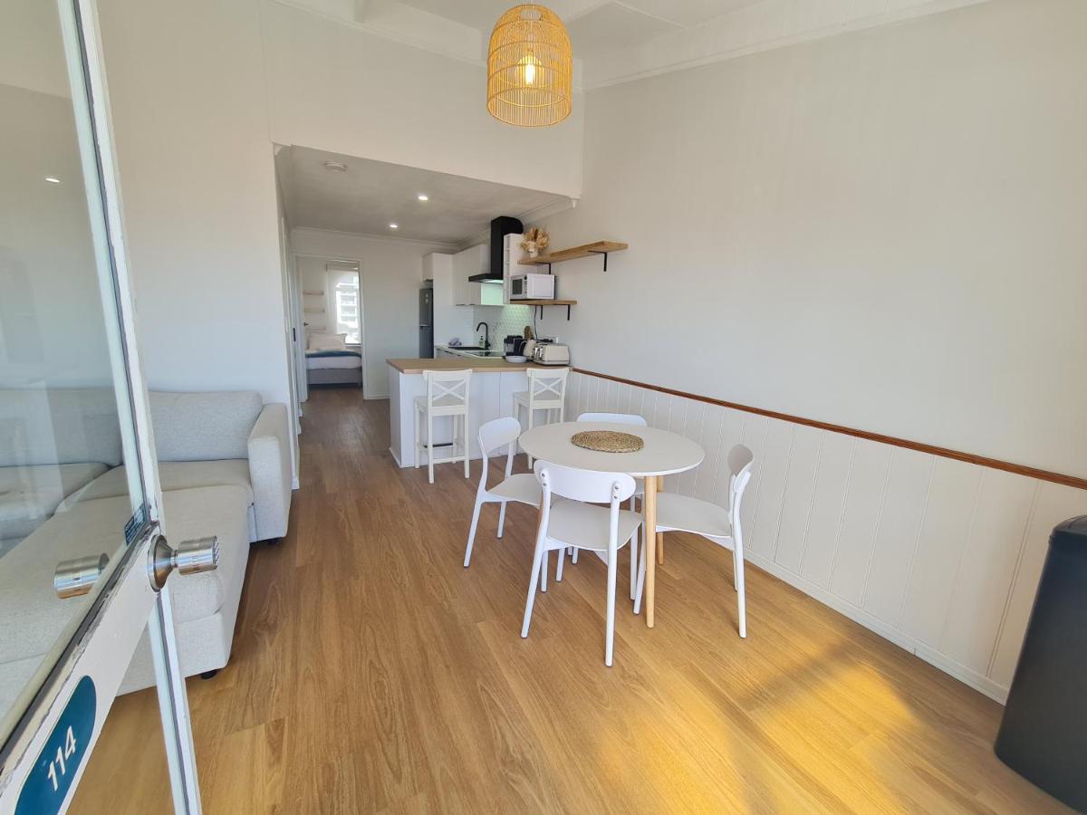 West Beach Lagoon 114 - Ocean Views West Perth Extérieur photo